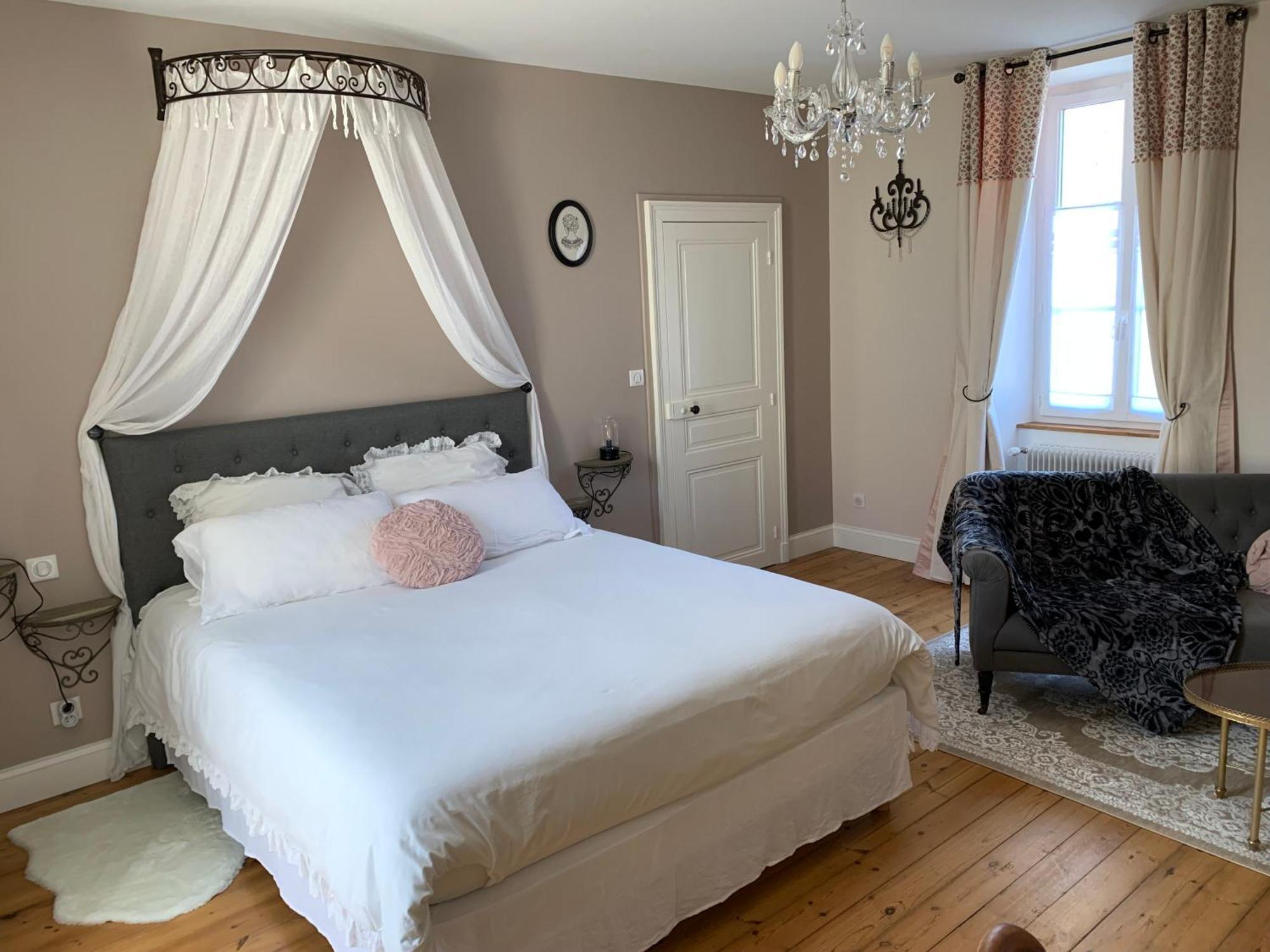 The Cool Lounge A Coulonges - Charente Bed & Breakfast エクステリア 写真